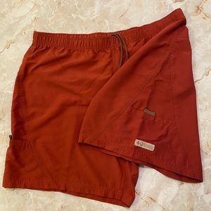 Columbia Shorts Women’s Size Large NWOT